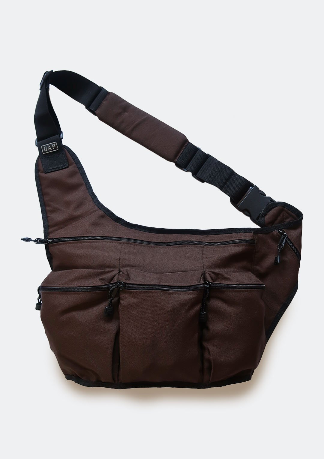 gap_brown_sling_01.jpg