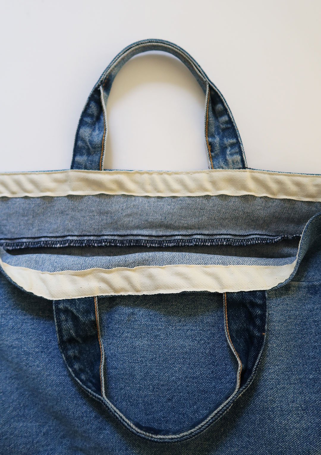 tote_012_inside.jpg