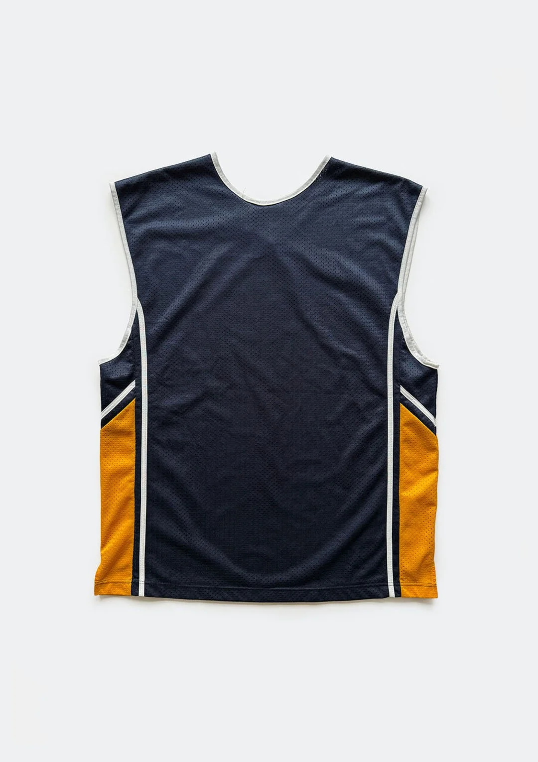 club_athlete_muscle_tank_02.jpg