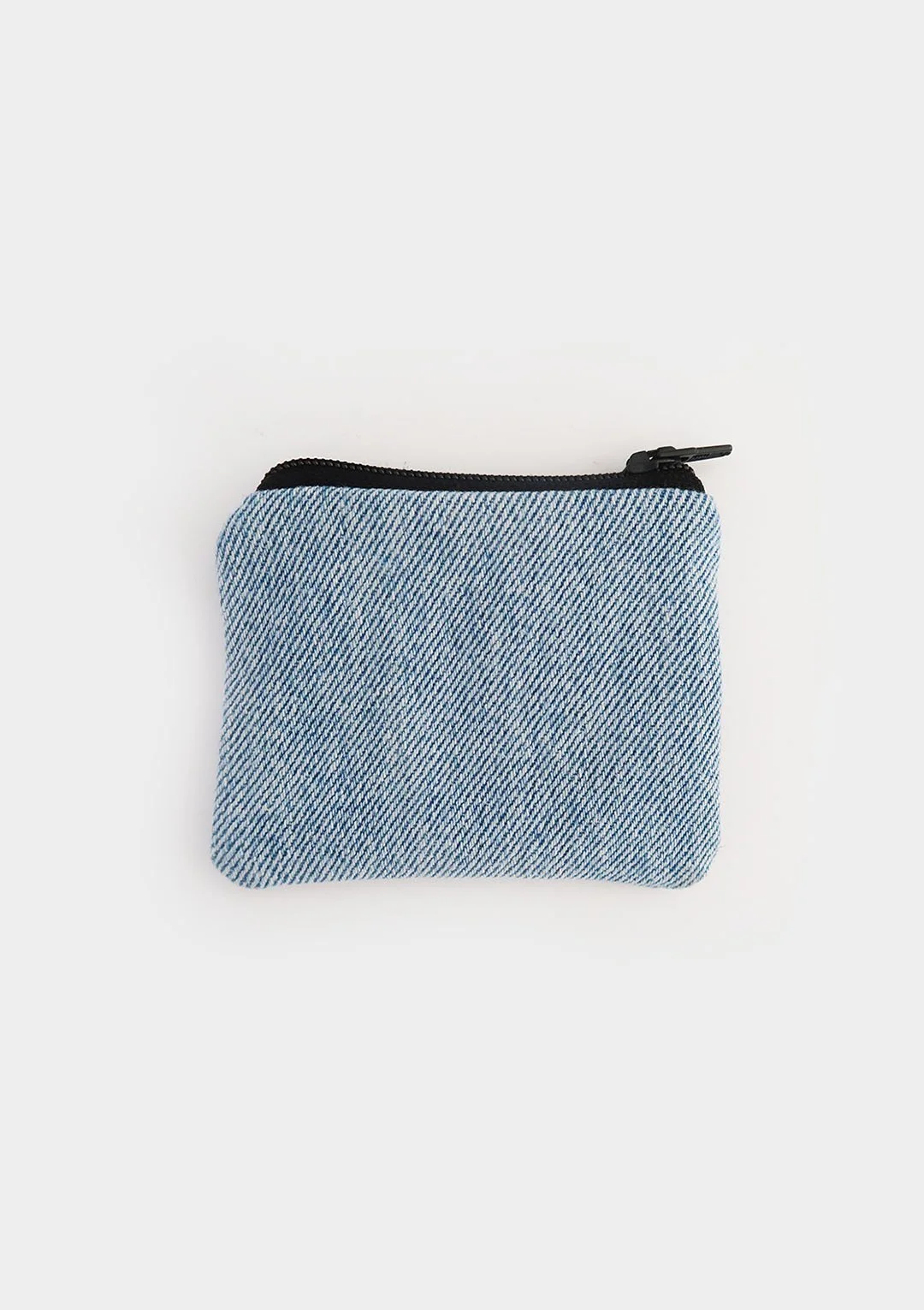 pouch_002_back.jpg