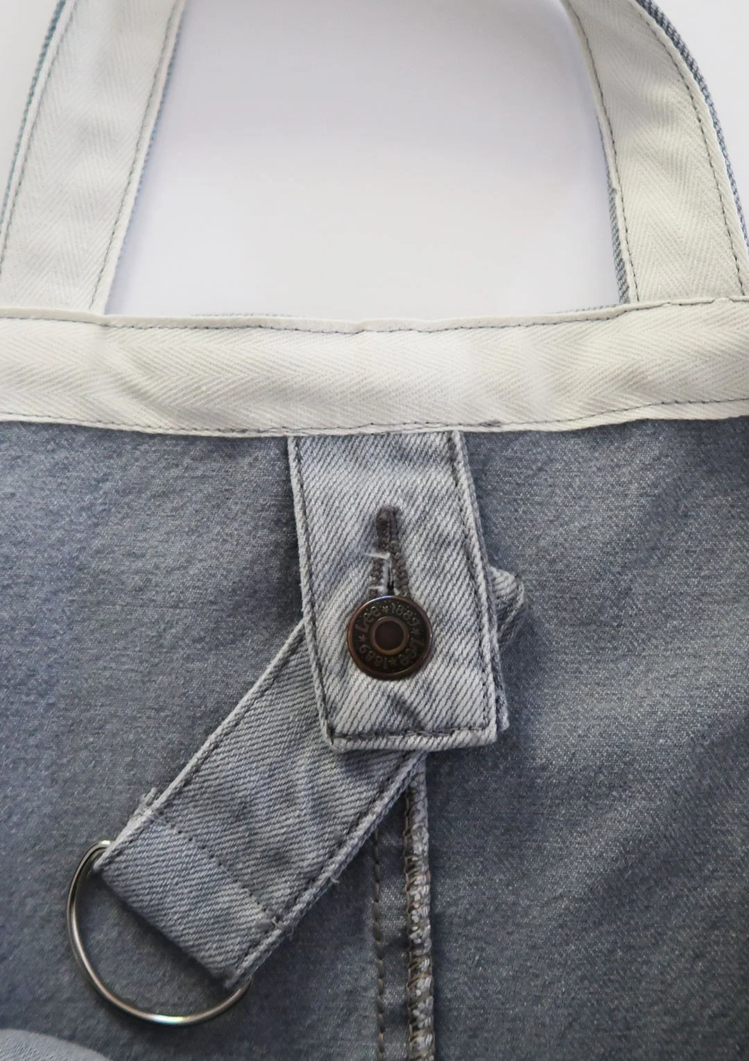 tote_005_interior_01.jpg