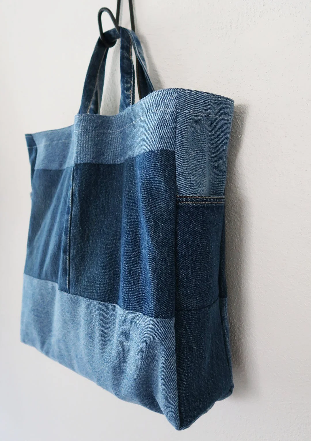 tote_011_side.jpg