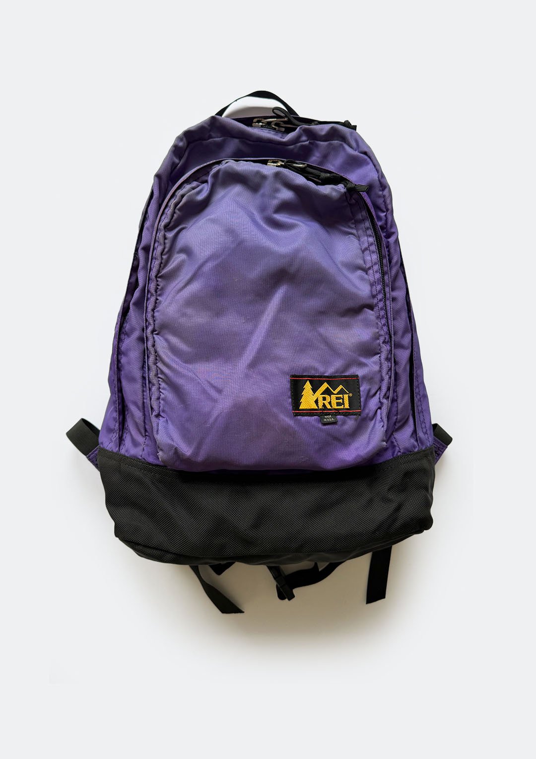 purple_rei_backpack_01.jpg