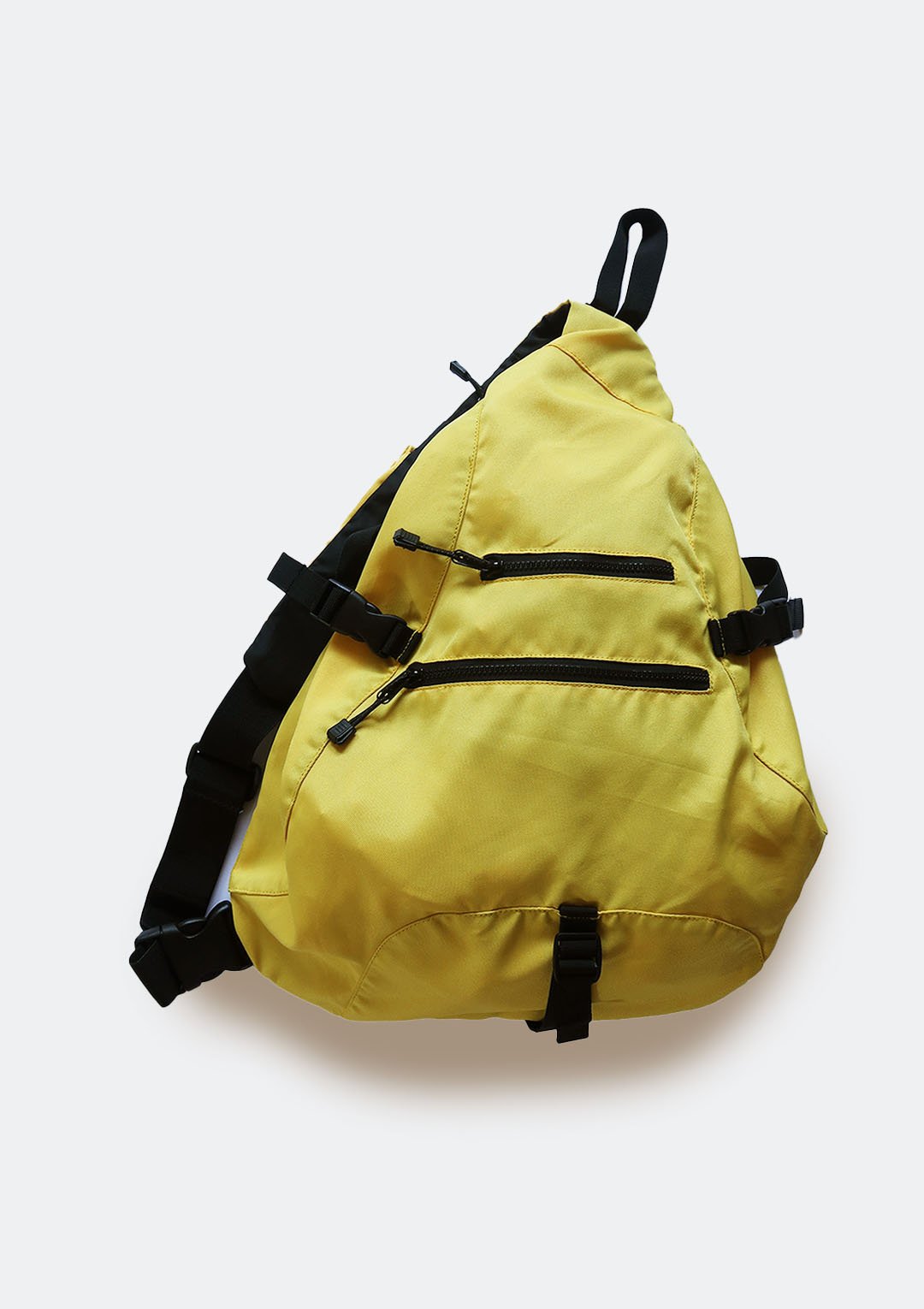 gap_yellow_sling_01.jpg