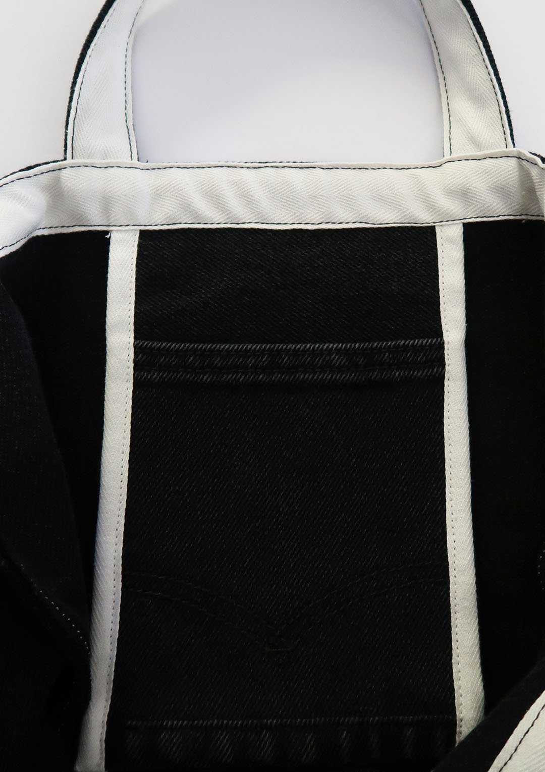 tote_001_interior_02.jpg