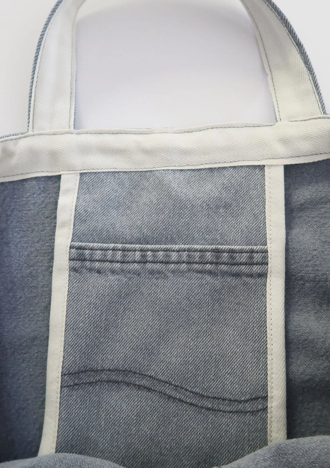 tote_005_interior_02.jpg