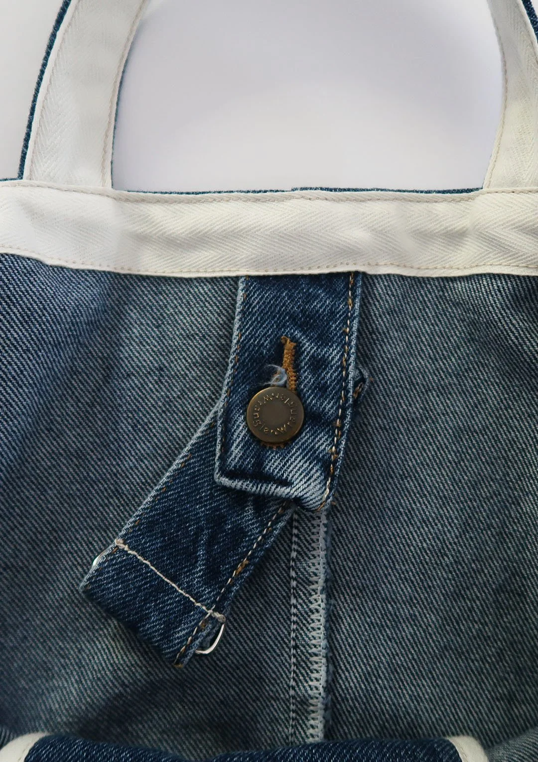 tote_004_interior_01.jpg
