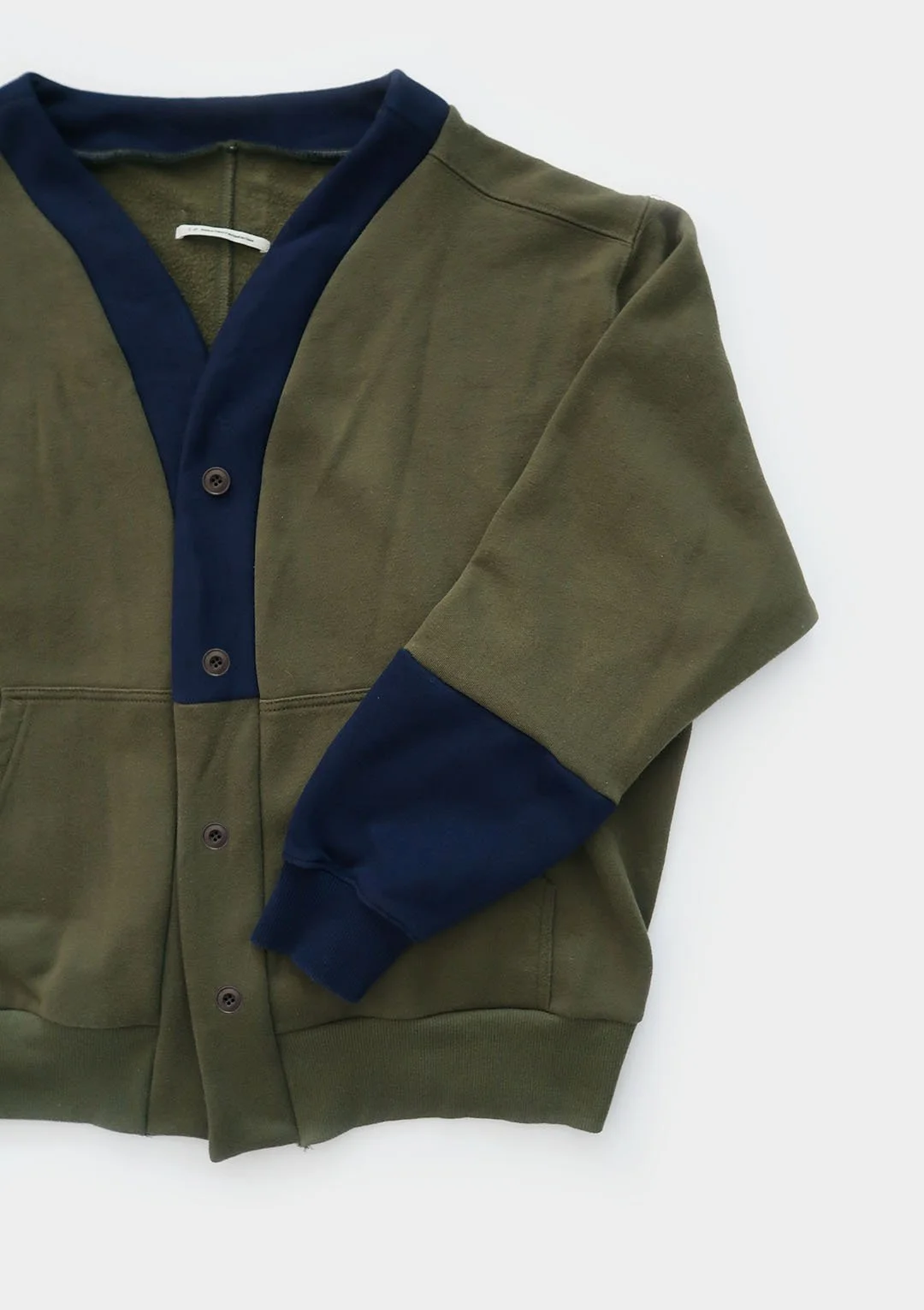 colorblock_cardigan_03.jpg