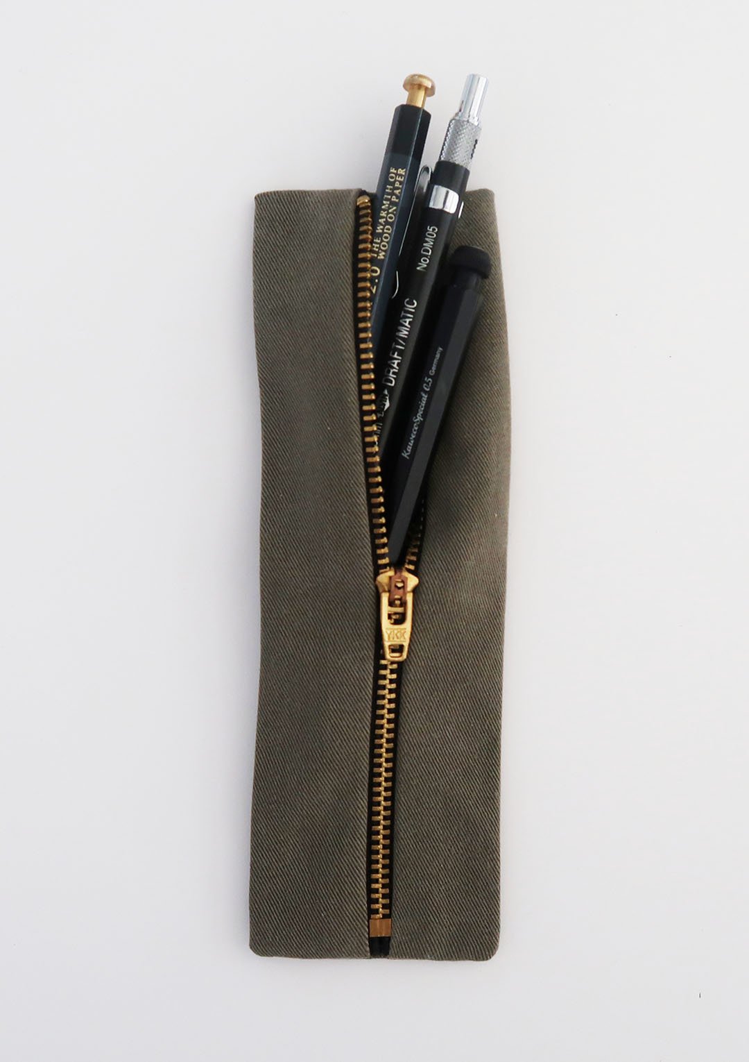 pencil_case_003_front_02.jpg
