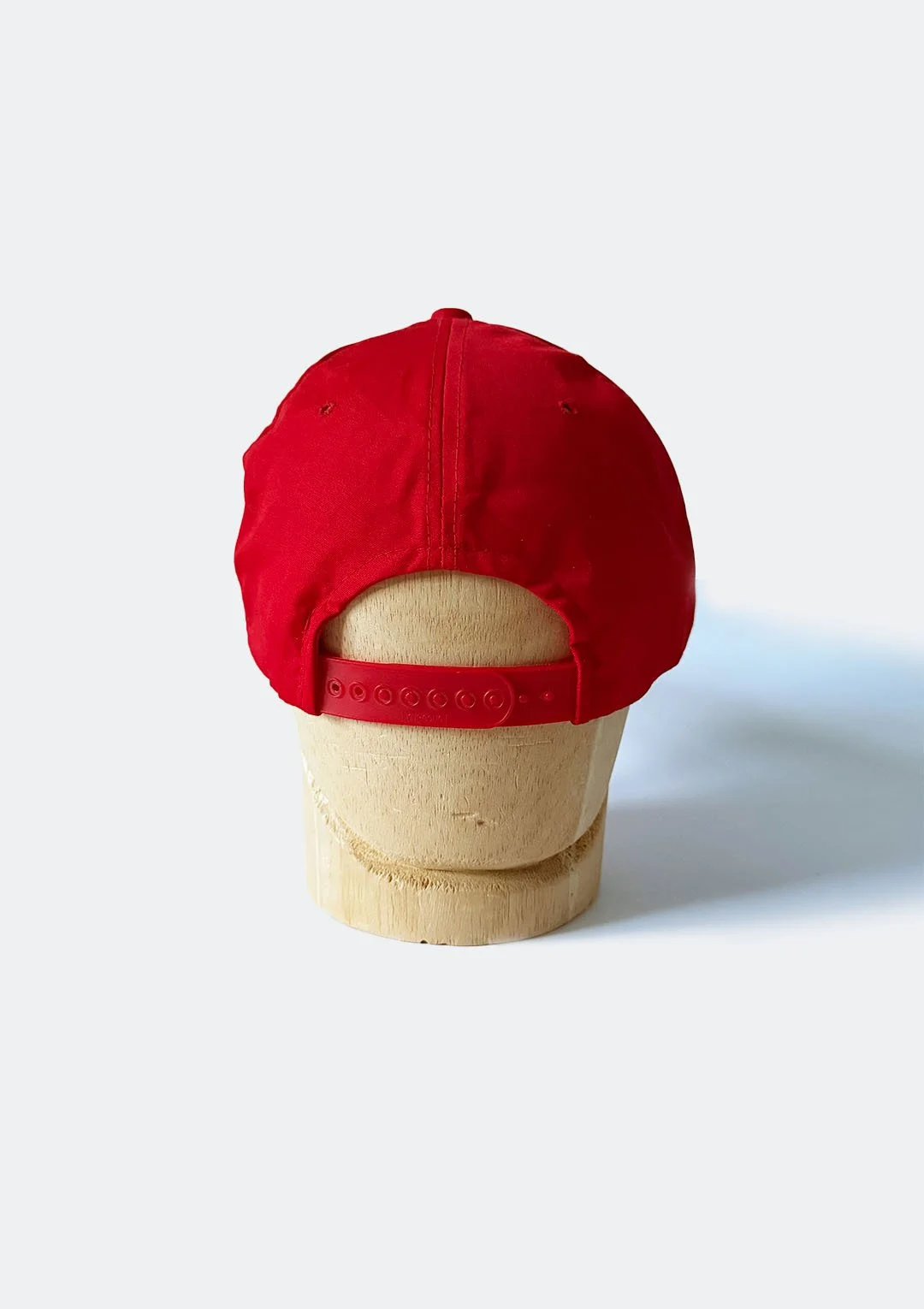 queen_racing_hat_02.jpg