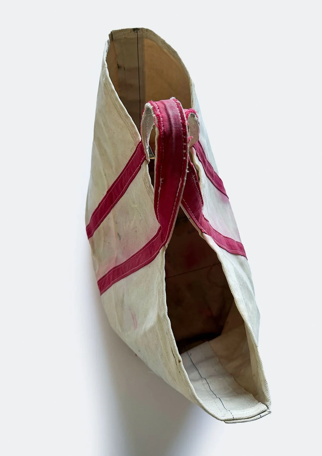 red_ll_bean_boat_tote_11.jpg