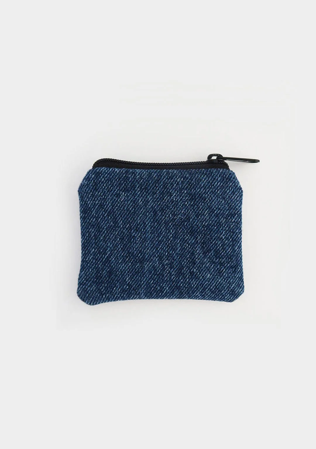 pouch_001_back.jpg