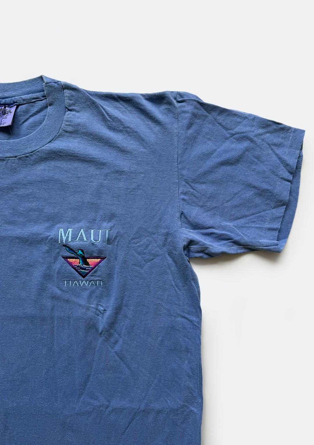 maui_embroidered_shirt_05.jpg