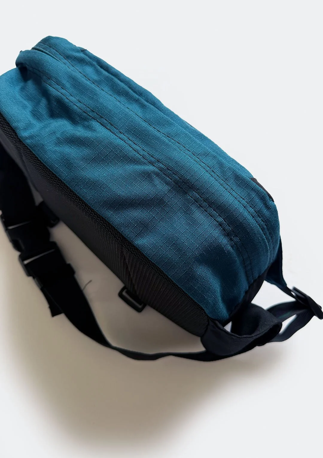 teal_jansport_waistpack_10.jpg