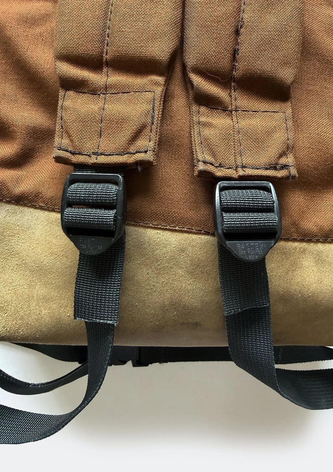 brown_outdoor_products_backpack_11.jpg
