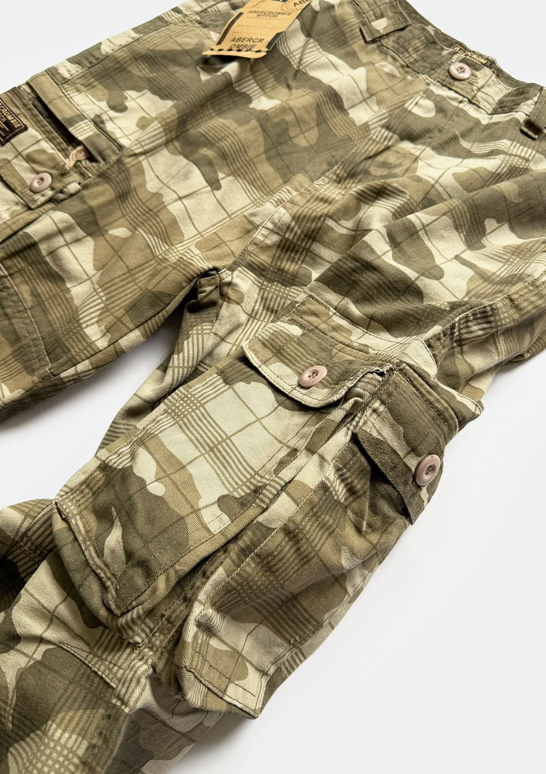 abercrombie_camo_cargo_09.jpg