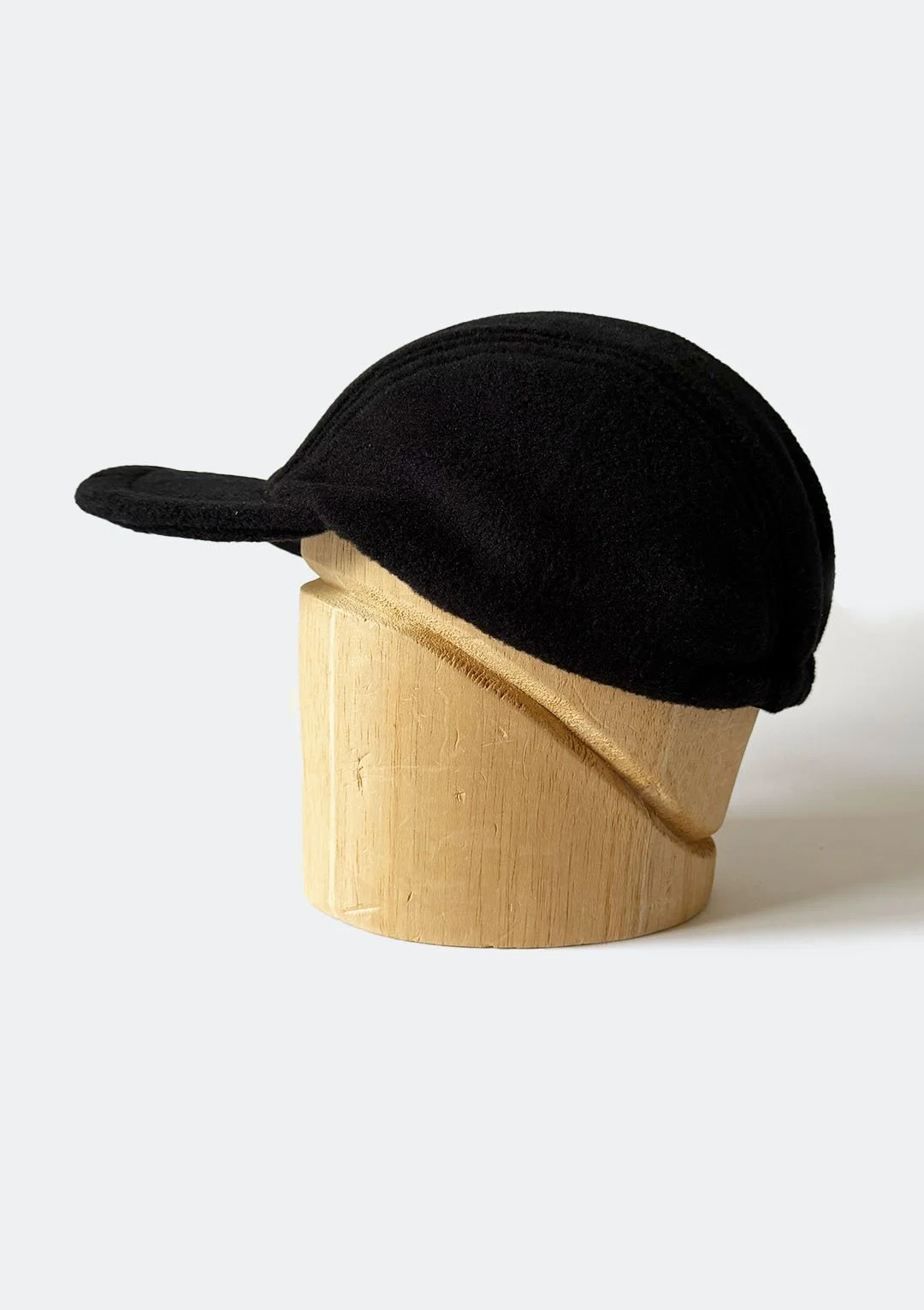 black_jcrew_fleece_hat_03.jpg
