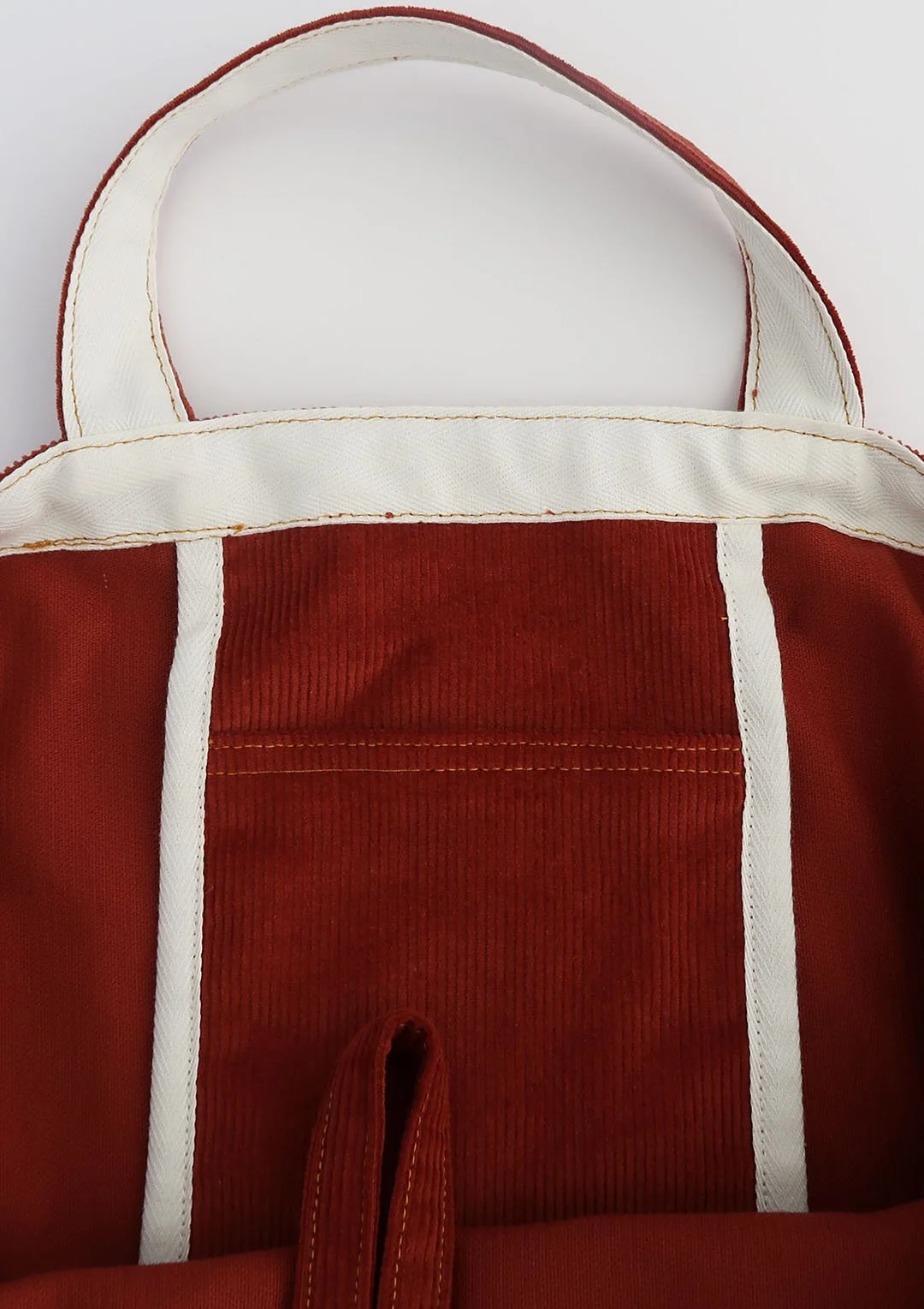 tote_010_interior_02.jpg