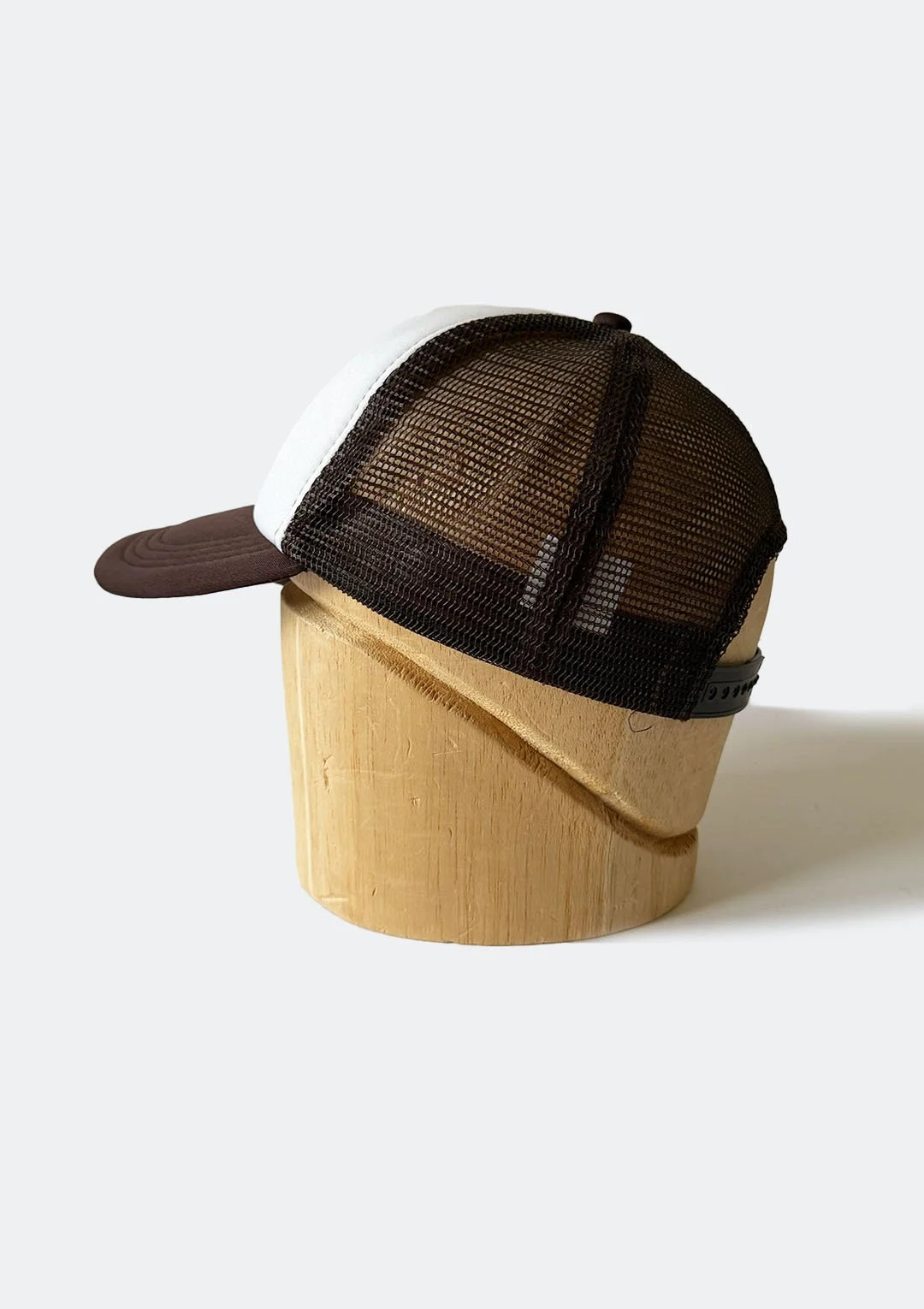 wine_n_dine_hat_03.jpg