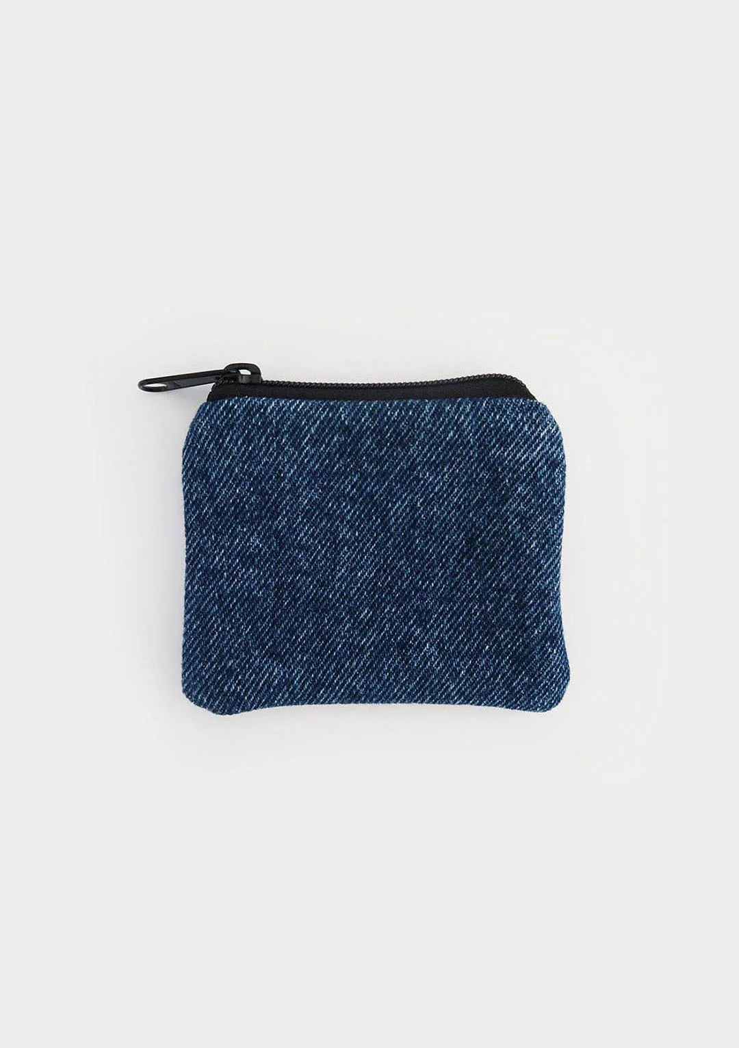 pouch_001_front.jpg