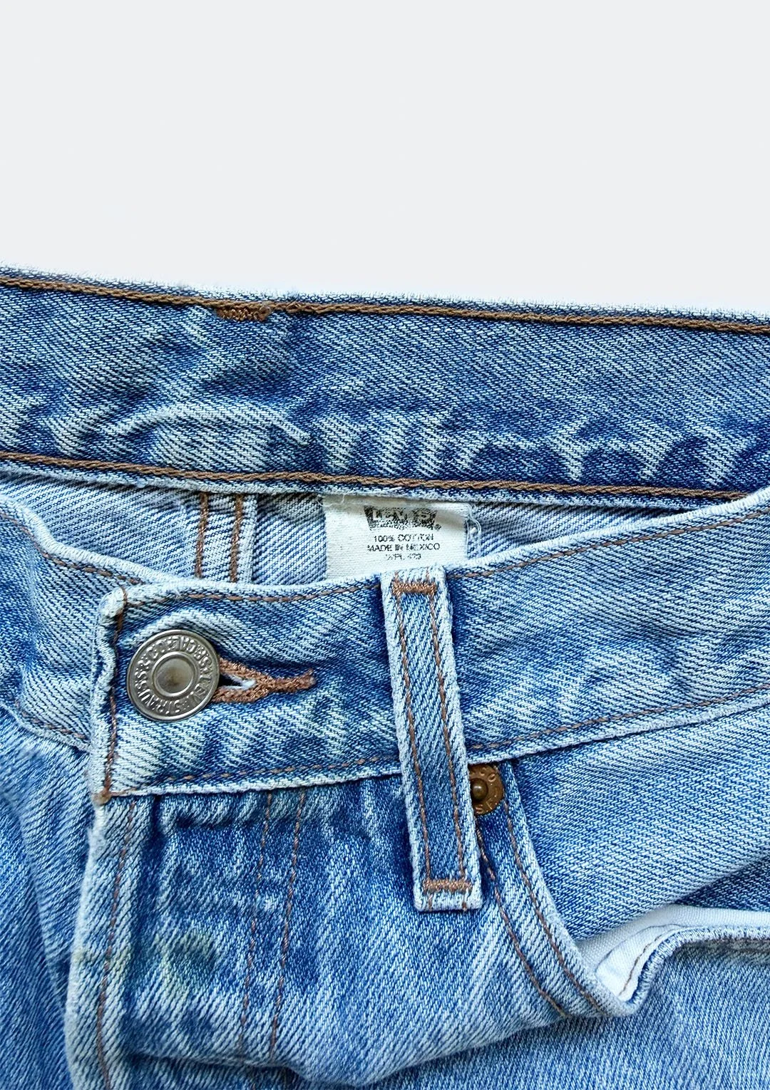 Levis_002_03.jpg