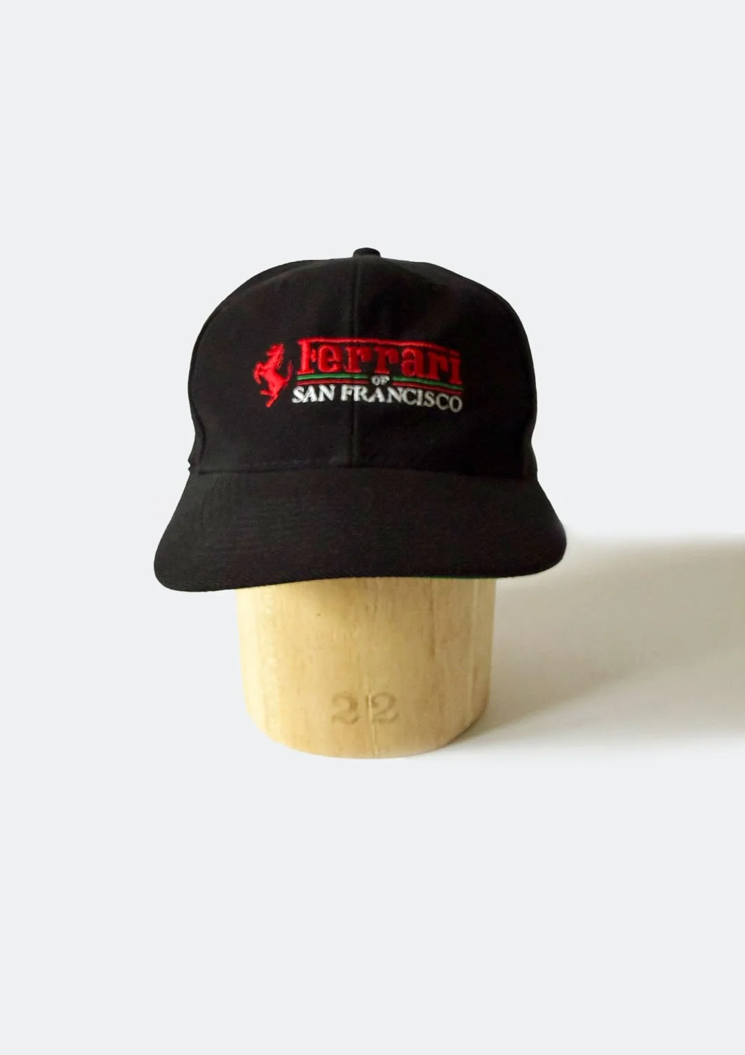 black_ferrari_sf_hat_01.jpg