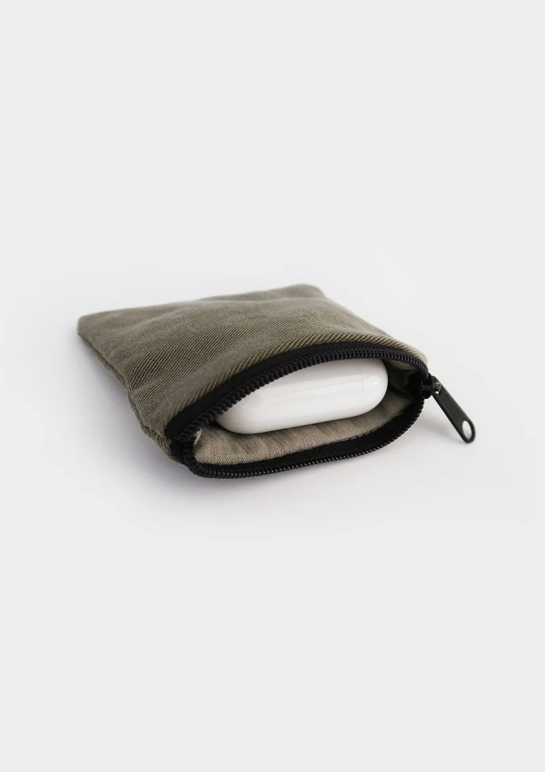 pouch_003_interior_02.jpg