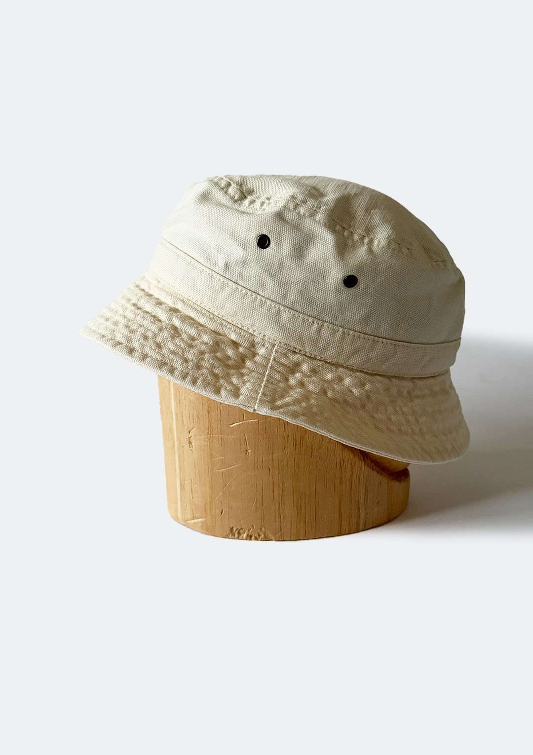 gap_khaki_bucket_hat_03.jpg