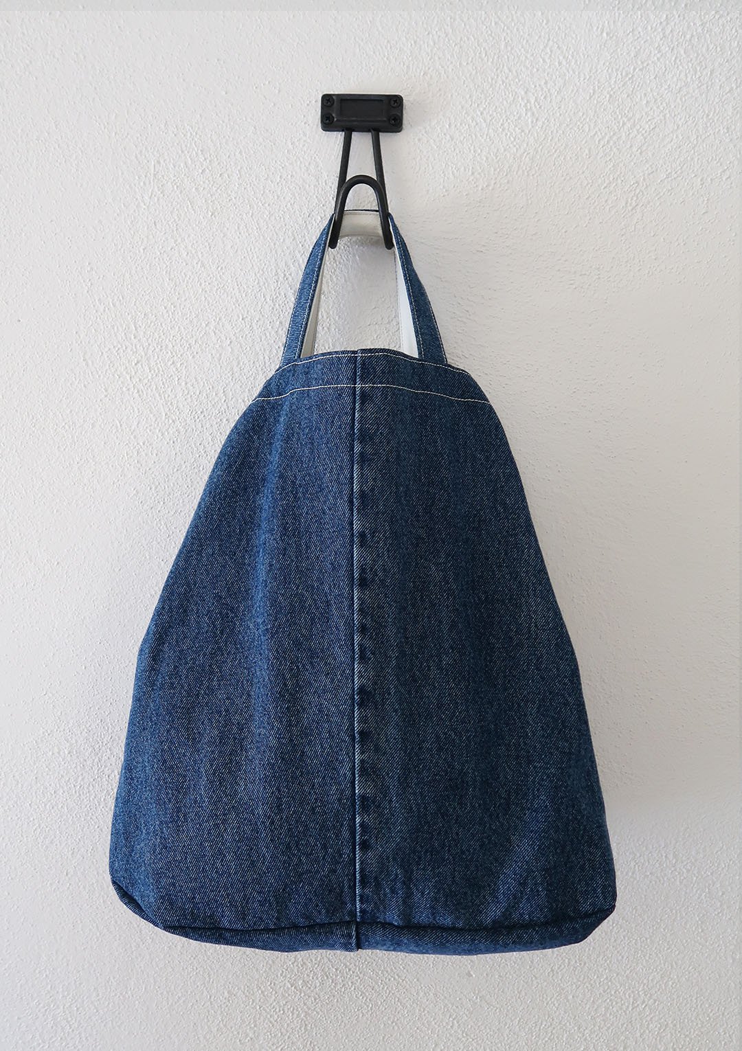 tote_004_back.jpg