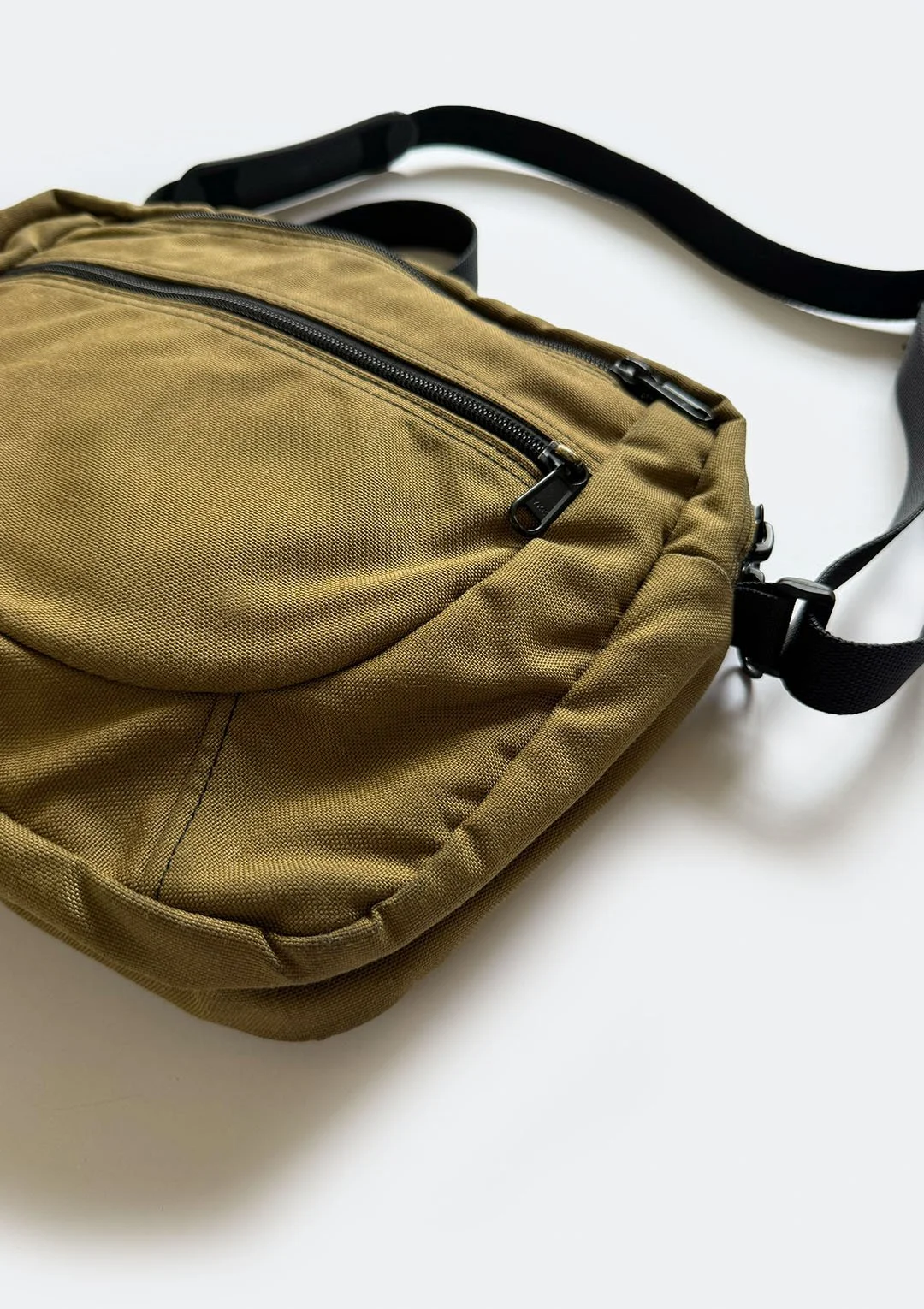 tan_brentley_softpack_08.jpg