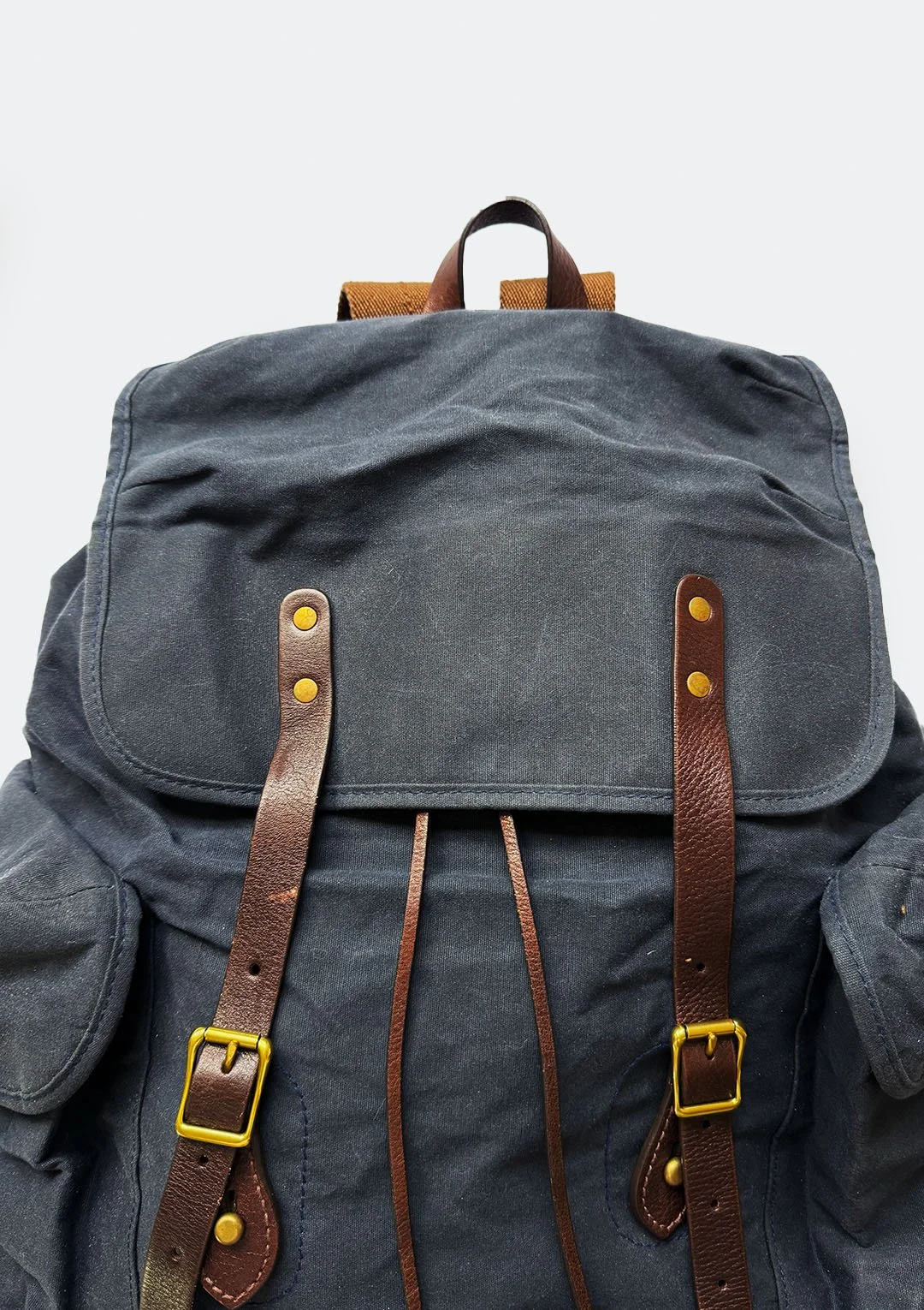 navy_jcrew_abingdon-rucksack_05.jpg