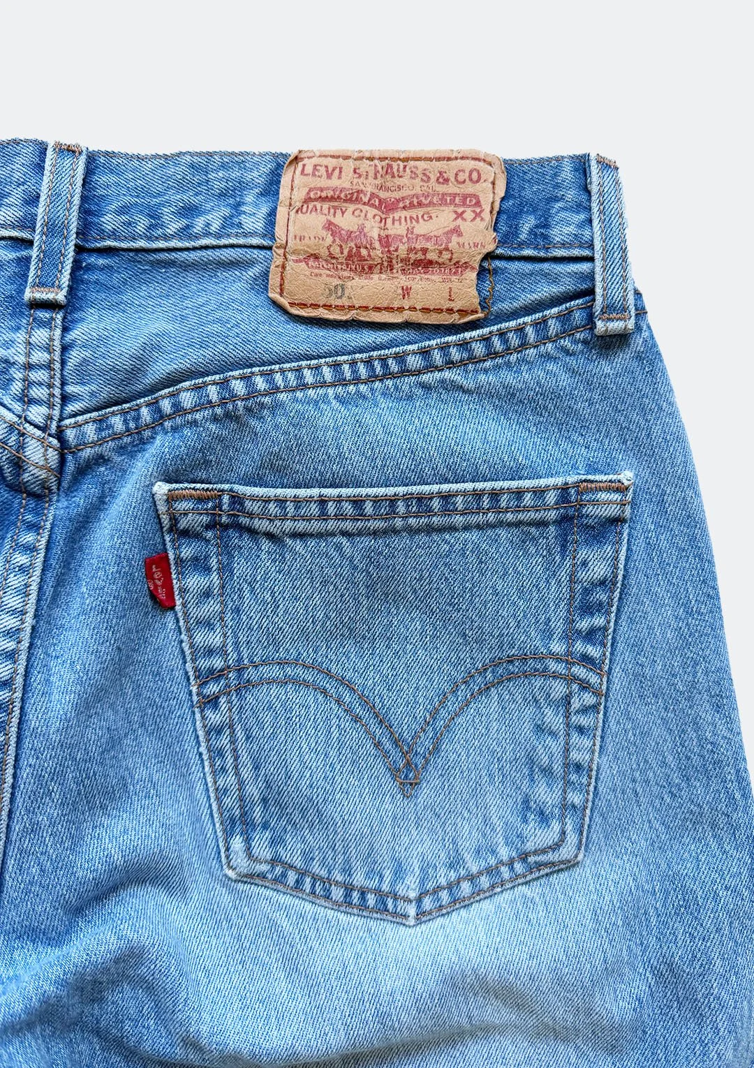 Levis_002_04.jpg