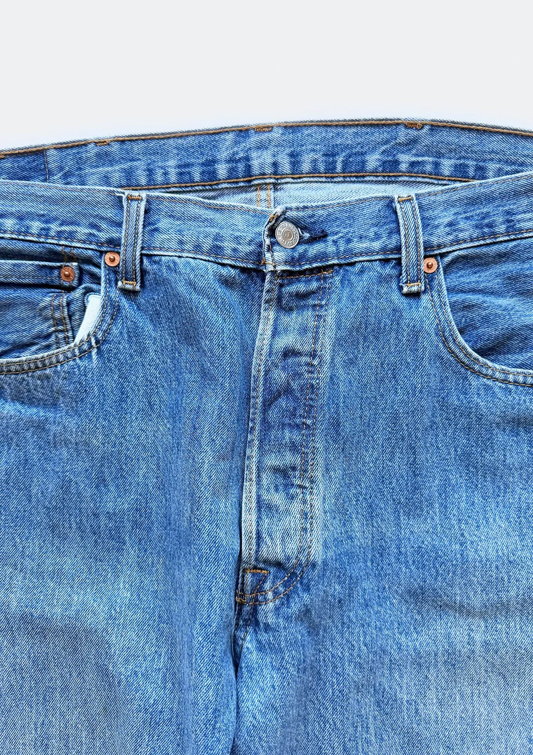 Levis_008_03.jpg