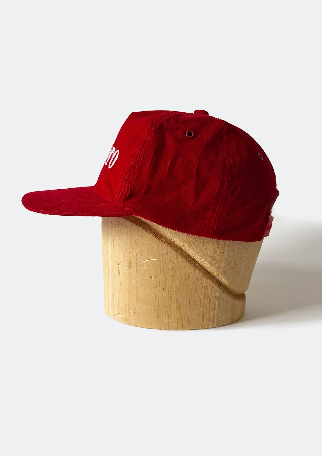 marlboro_hat_03.jpg