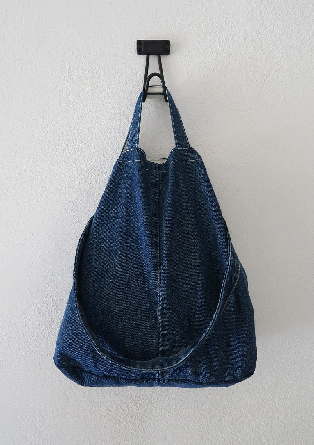 tote_004_front.jpg