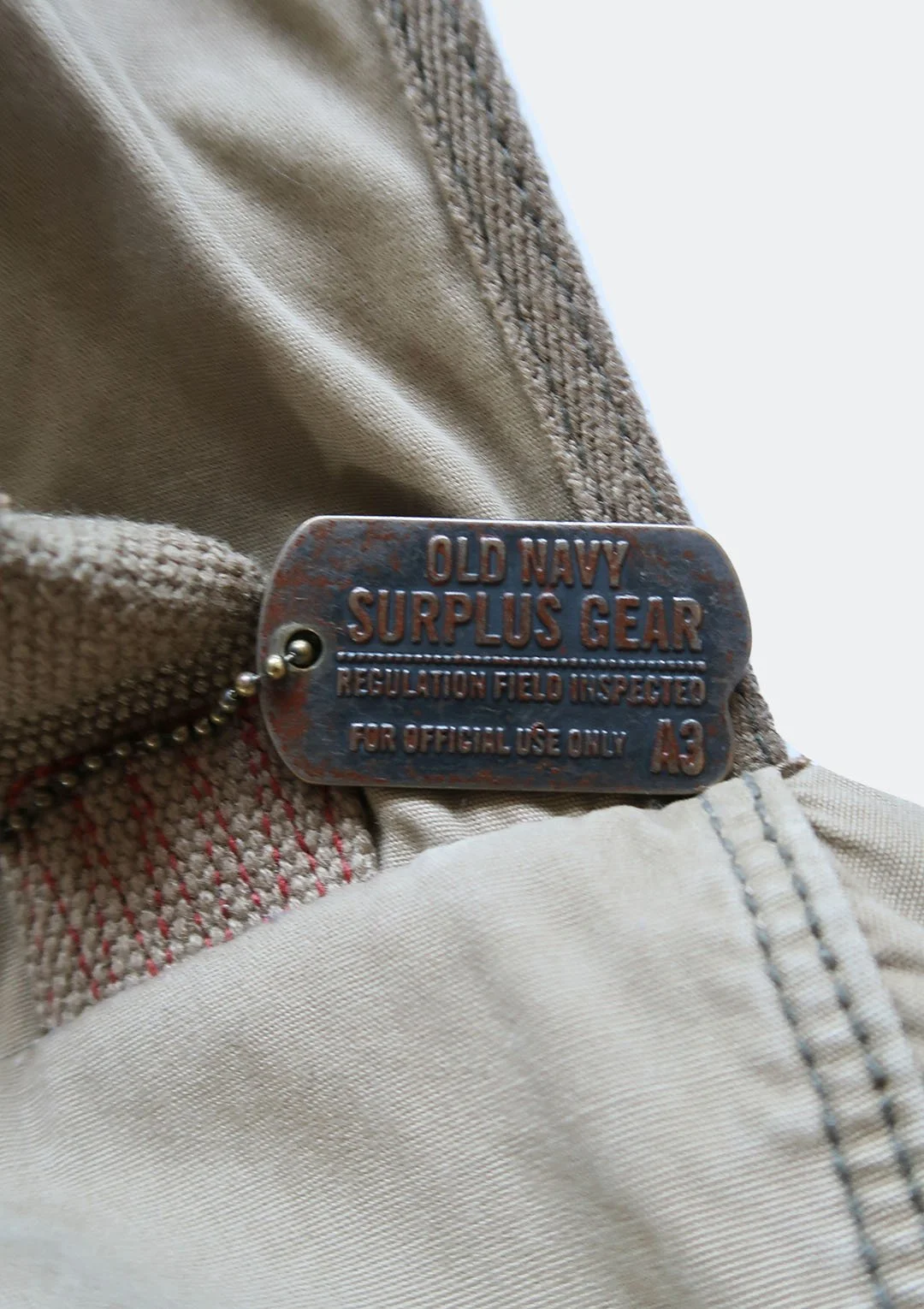 on_military_backpack_05.jpg