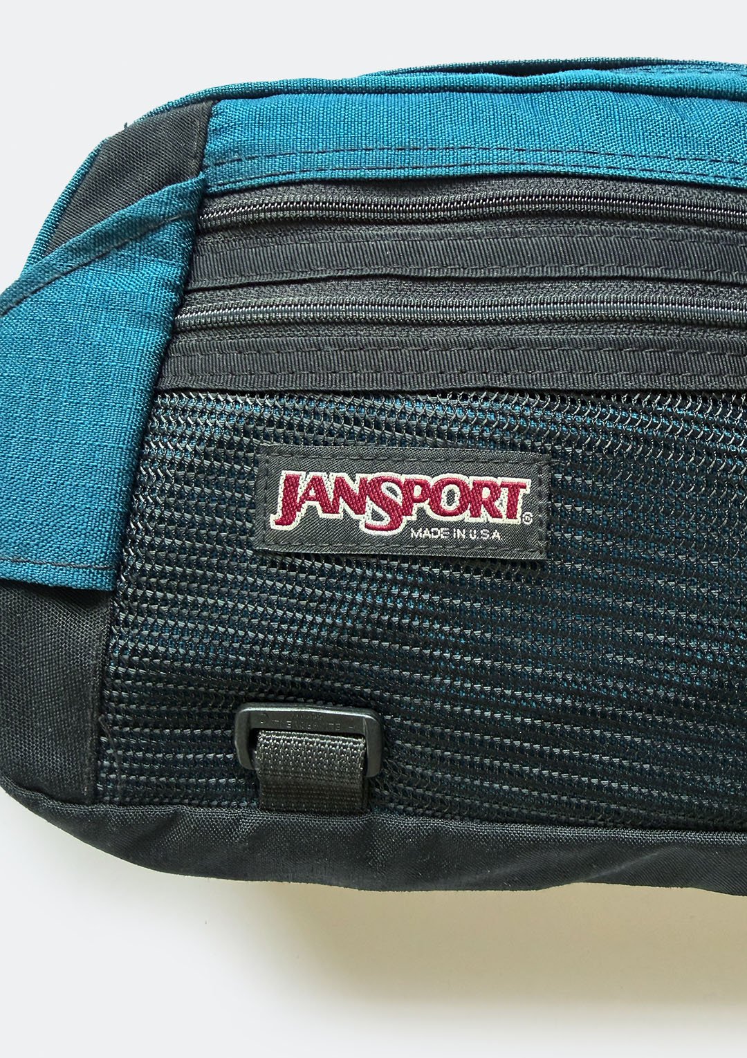 teal_jansport_waistpack_04.jpg