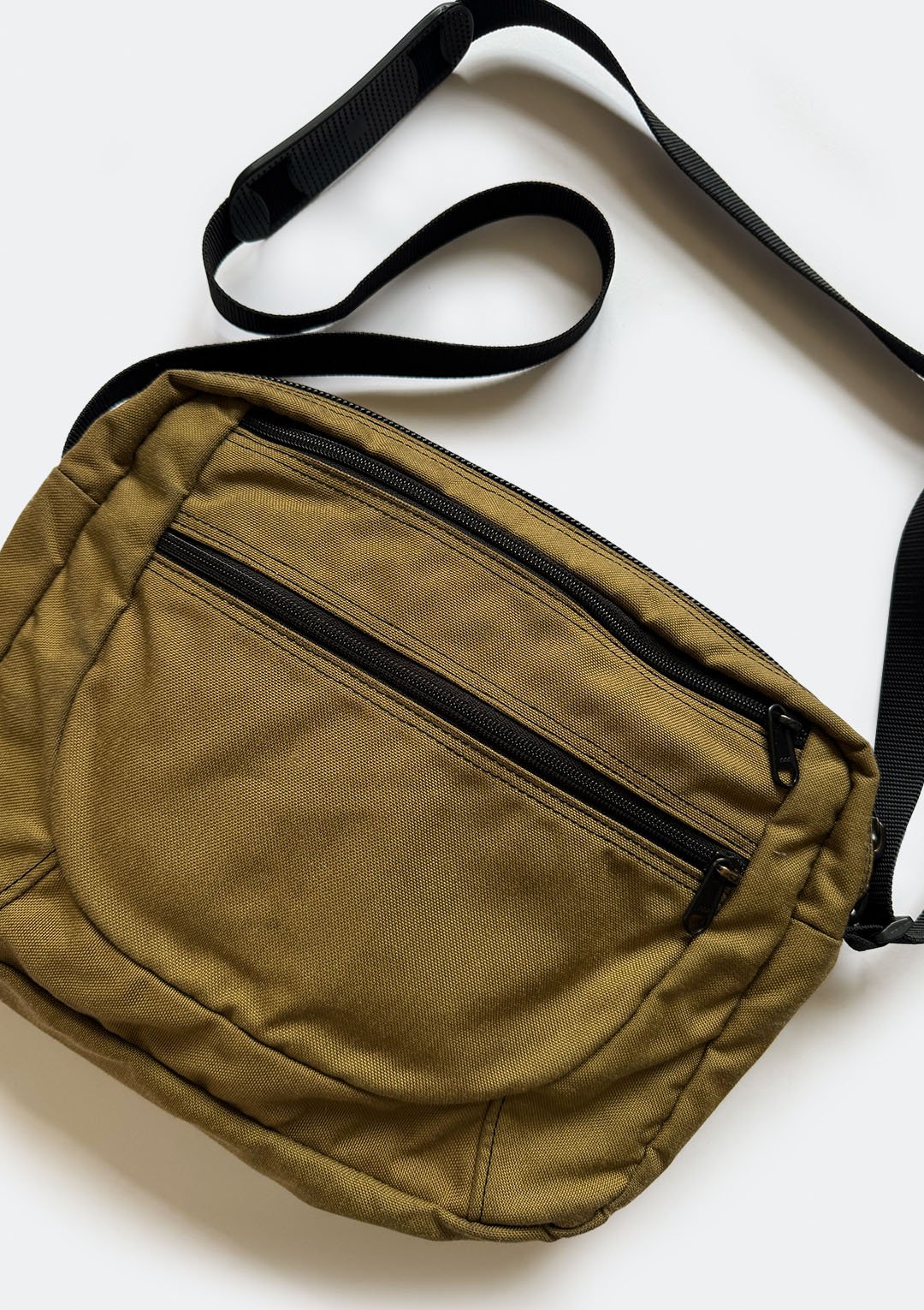 tan_brentley_softpack_03.jpg