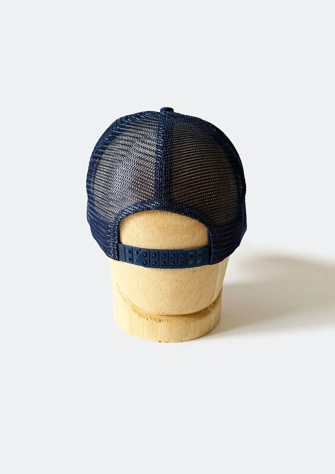 retired_hat_02.jpg