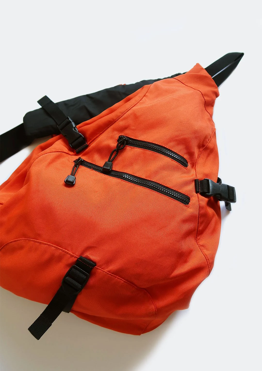 gap_orange_sling_03.jpg