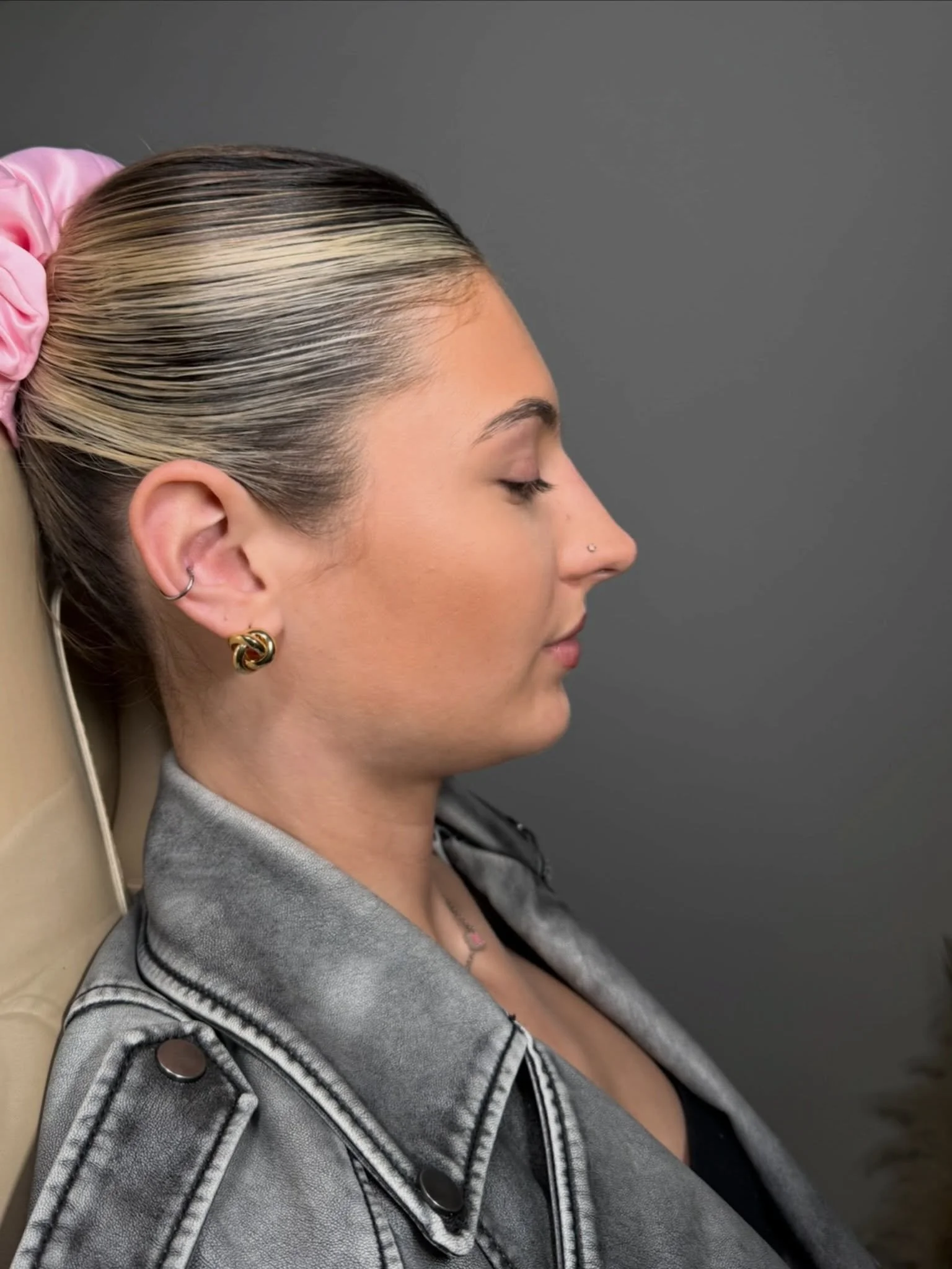 NON-SURGICAL RHINOPLASTY 

SWIPE FOR MORE PHOTOS ⏩

It&rsquo;s amazing how a small, precise tweak can completely elevate your profile.

If you&rsquo;re looking to refine your nose shape without surgery or downtime, our Non-Surgical Rhinoplasty is a f