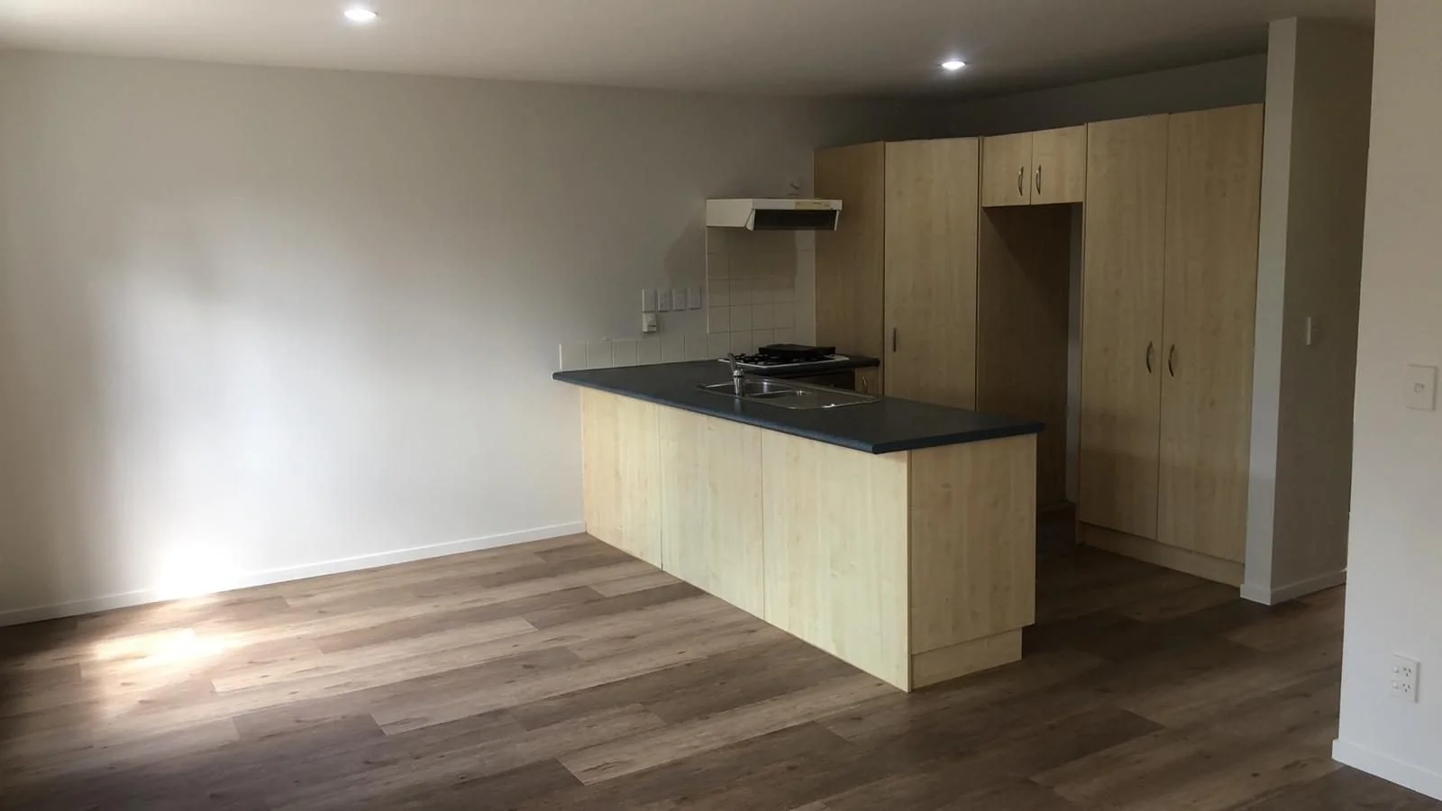 3_2314975330.jpg