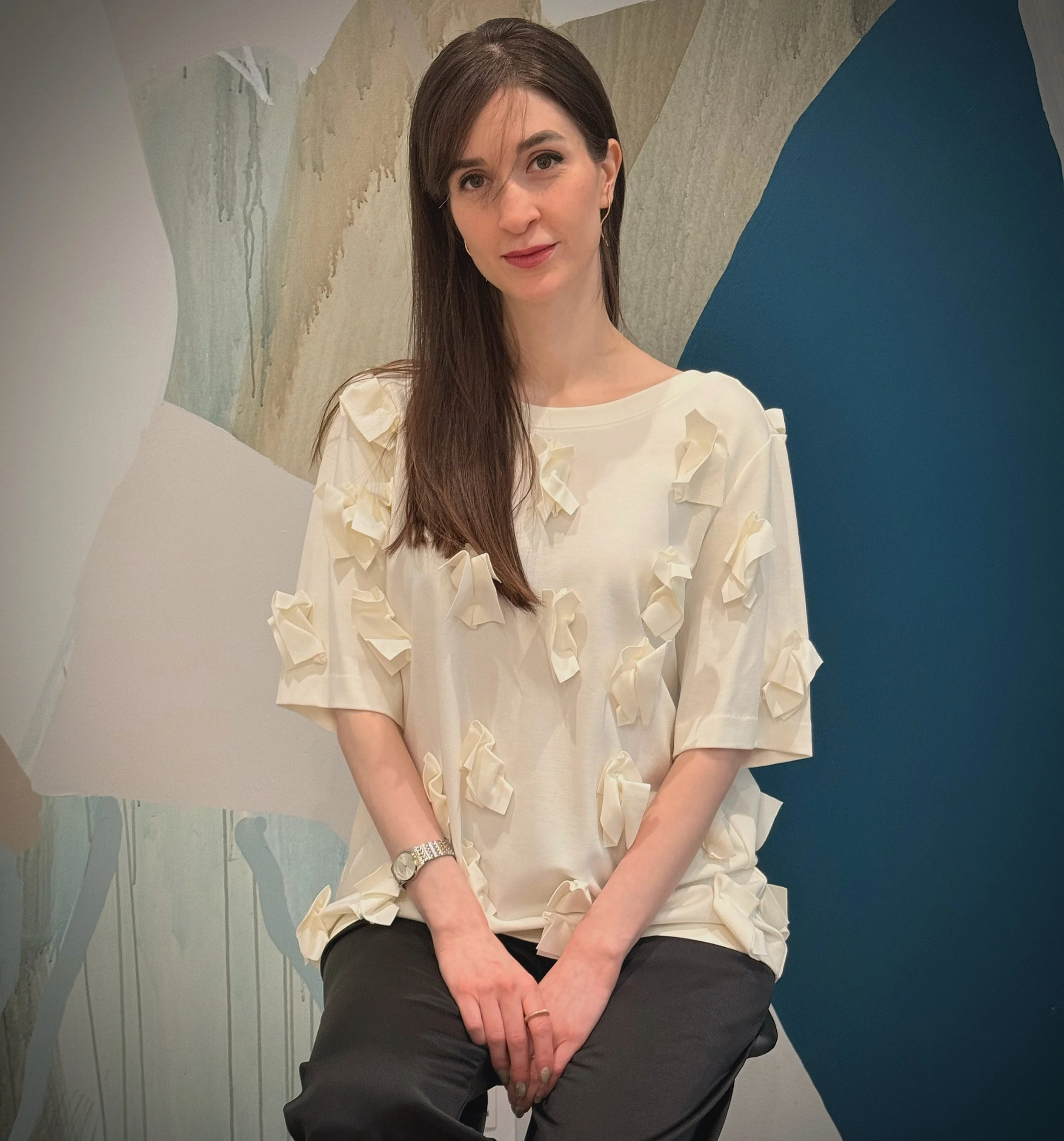 Shadan Mosavat, Canadian certified clinical counsellor, smiling portrait