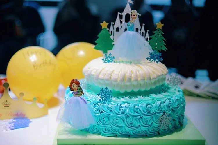How Much Would You Pay for a Frozen Cake?