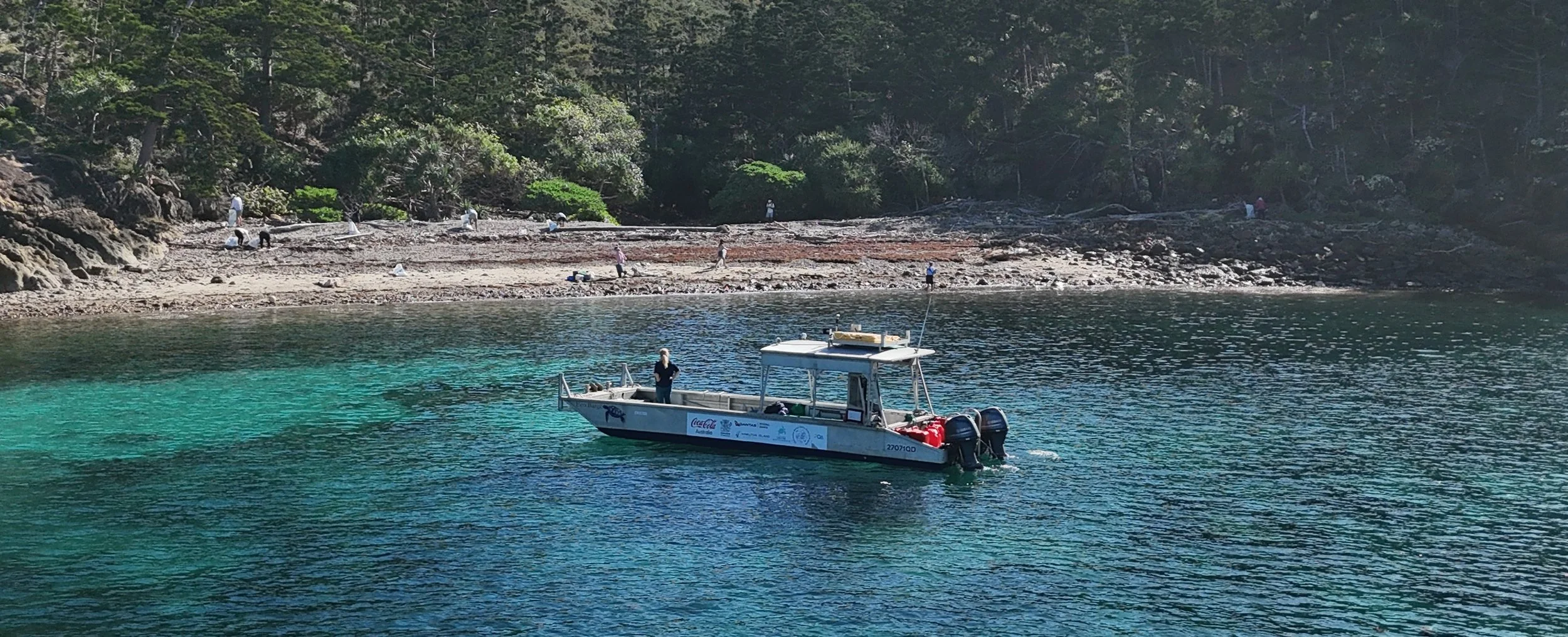 eco barge boat whitsunday islands cleanup eco