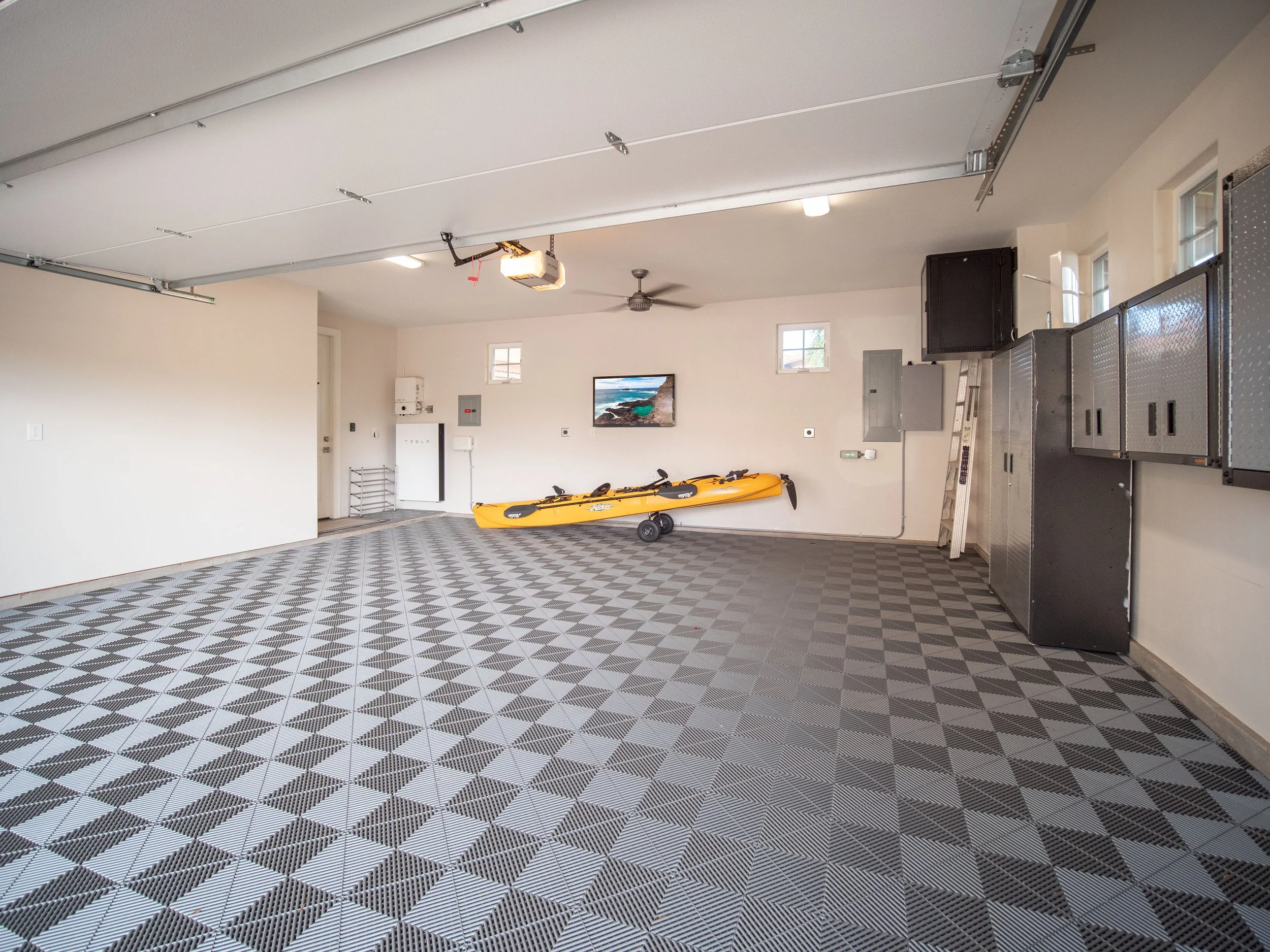 Extra Garage Shot.jpg