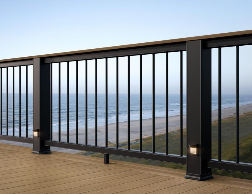 Timber Tech | Classic Compsite Series - Trademark Rail