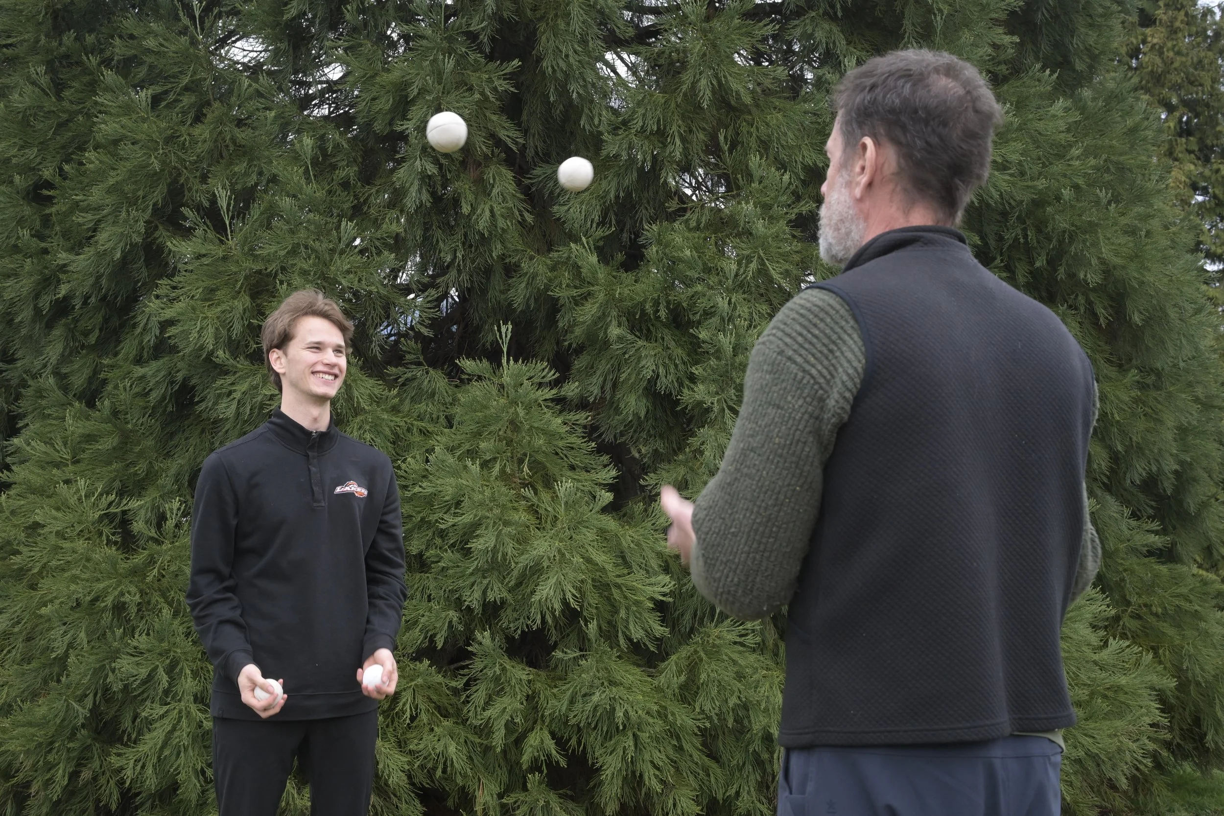 100 Reasons to Juggle