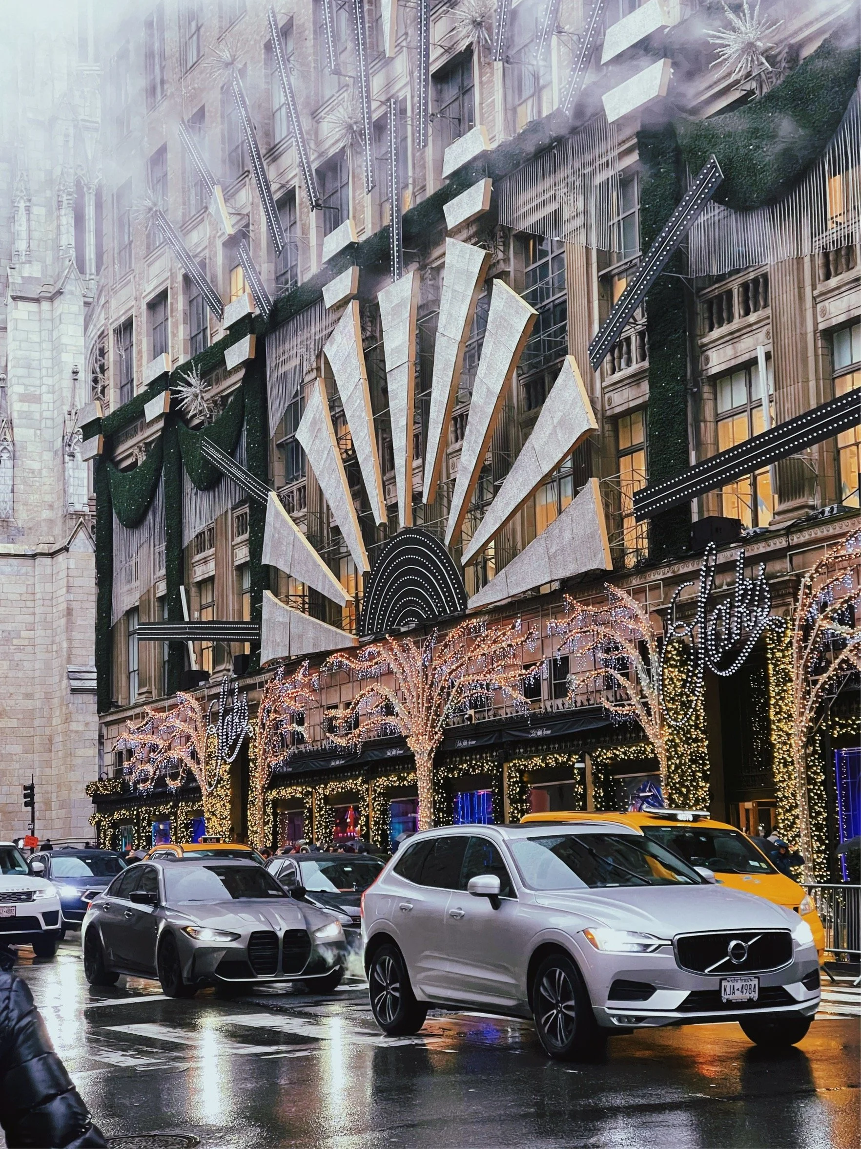 ISO 160, 64mm, 0ev, f2.2, 1/120s