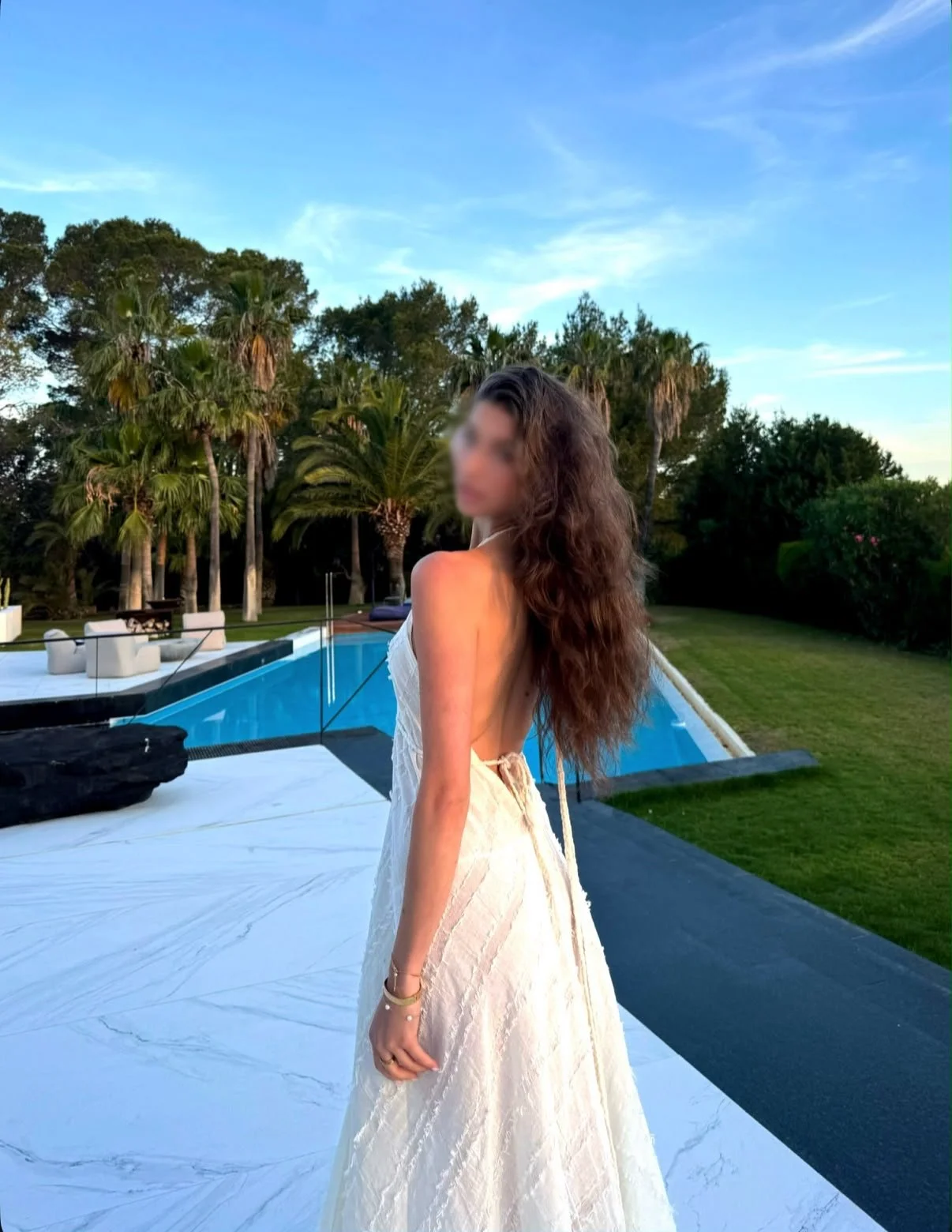 Olga Polish Escort in London 2.jpg